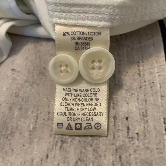 Tommy Bahama White Bermuda Style Chino Shorts - Picture 10 of 13